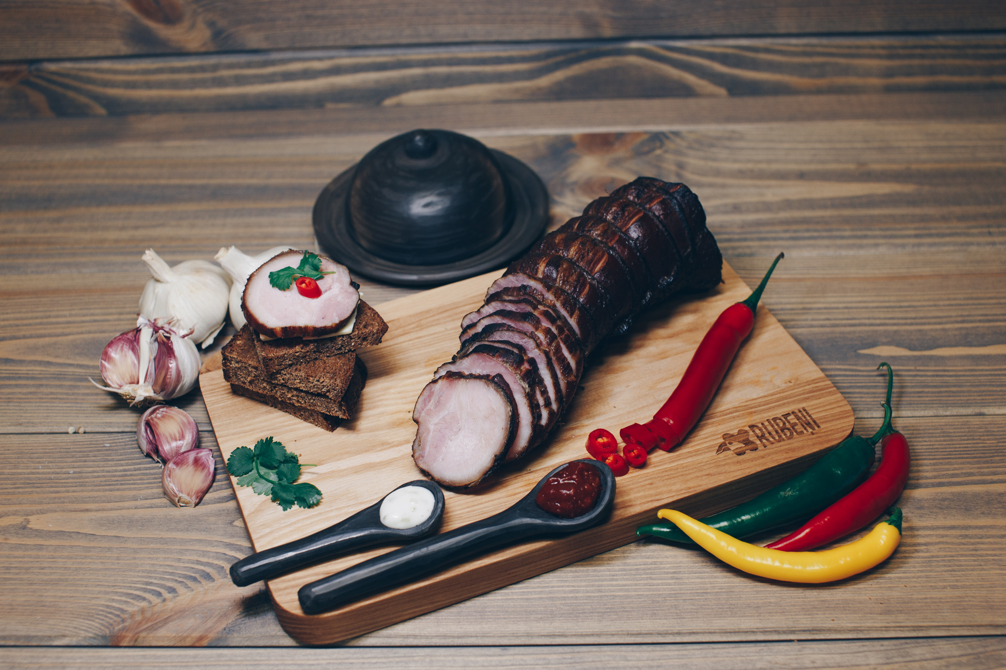 Kūpināta cūkas krūtiņa, sverama, Rubeņi