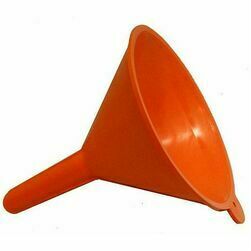 piltuve-plastmasas-250ml-13cm