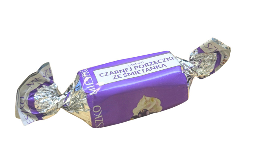 Šokolādes konfektes ar upeņu krēma garšu, sveramas, Mieszko